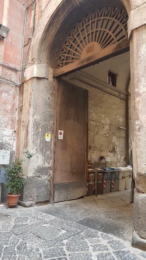 شقة La Casa Di Abbi نابولي المظهر الخارجي الصورة